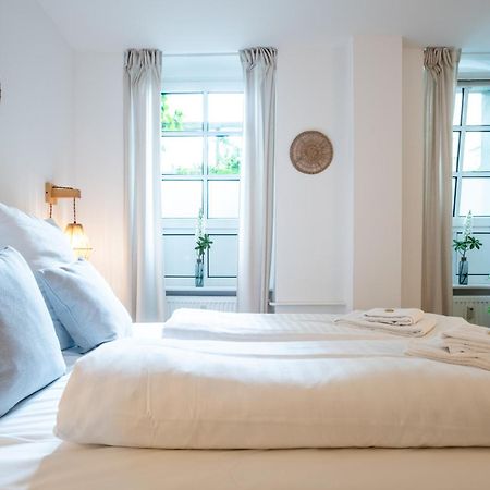 Charmantes 2-Zimmer-Apartment Mit Vorgarten Berlín Exterior foto